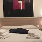 Le Vibrazioni Rome