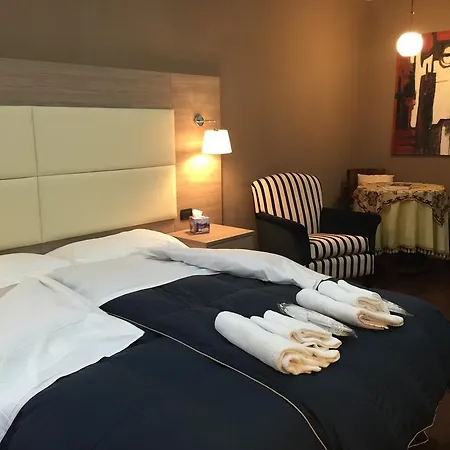 فندق مبيت وإفطار Le Vibrazioni روما