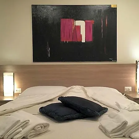 Le Vibrazioni 4* Rome