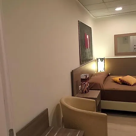 Le Vibrazioni 4* Róma