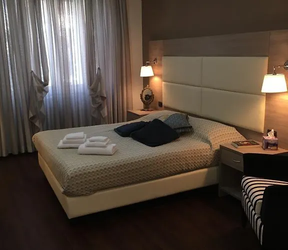 Le Vibrazioni 4* Rom